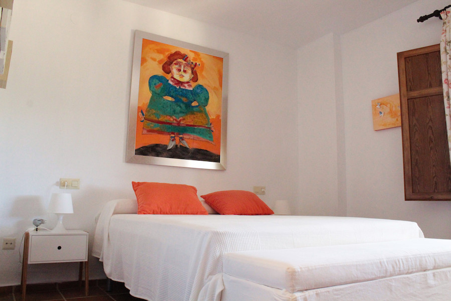 Distribución amplia del dormitorio inferior